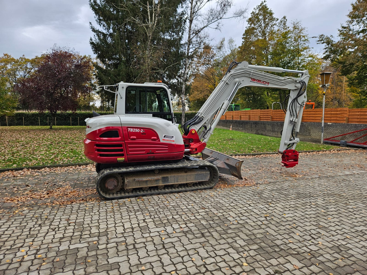 TAKEUCHI TB 290-2 - Miniexcavadora: foto 2 TAKEUCHI TB 290-2 - Miniexcavadora: foto 2