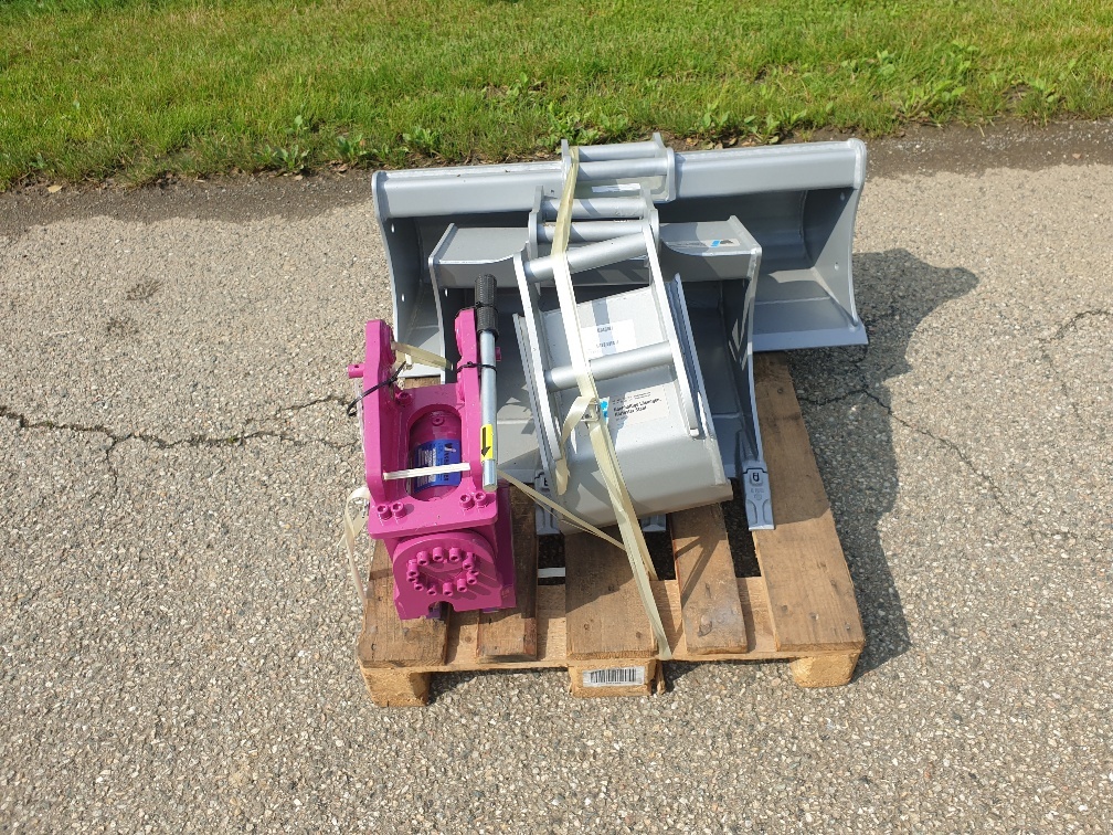 Winkelbauer Winkelbauer bucket package for 1.5t mini excavator - Cazo para excavadora para Miniexcavadora: foto 3 Winkelbauer Winkelbauer bucket package for 1.5t mini excavator - Cazo para excavadora para Miniexcavadora: foto 3