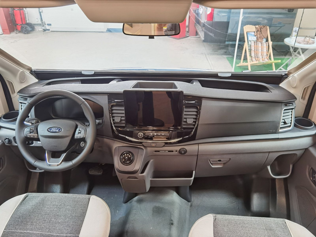 Chausson 640 TITANIUM / -2026- / 165PS-8G. / XXL- HUBBETT - Autocaravana perfilada: foto 5 Chausson 640 TITANIUM / -2026- / 165PS-8G. / XXL- HUBBETT - Autocaravana perfilada: foto 5