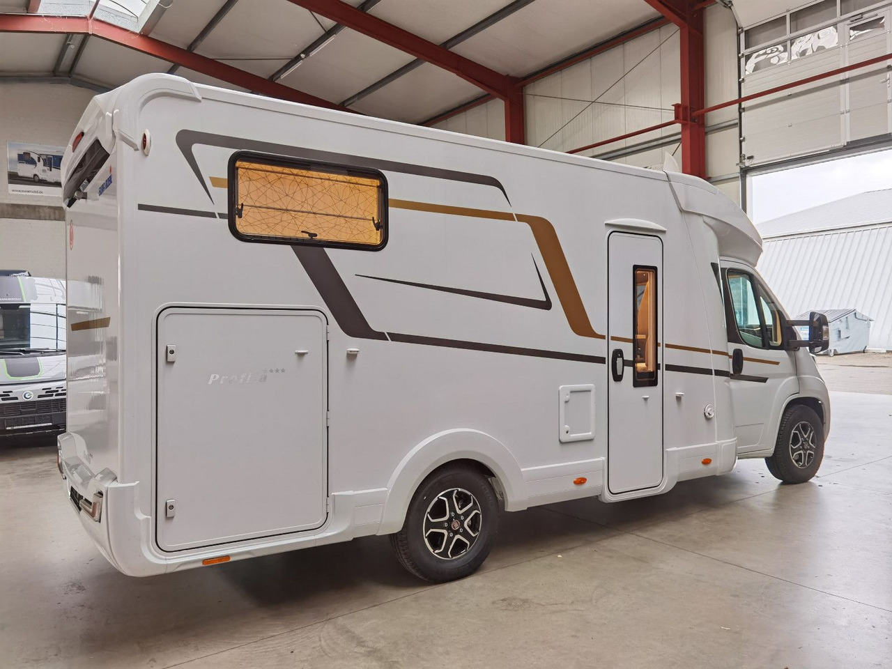Eura Mobil PROFILA T 695 EB / 140PS/ MONDIAL / EINZELBETTEN - Autocaravana perfilada: foto 4 Eura Mobil PROFILA T 695 EB / 140PS/ MONDIAL / EINZELBETTEN - Autocaravana perfilada: foto 4