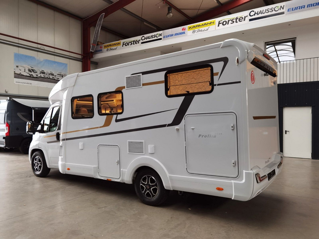 Eura Mobil PROFILA T 695 EB / 140PS/ MONDIAL / EINZELBETTEN - Autocaravana perfilada: foto 5 Eura Mobil PROFILA T 695 EB / 140PS/ MONDIAL / EINZELBETTEN - Autocaravana perfilada: foto 5
