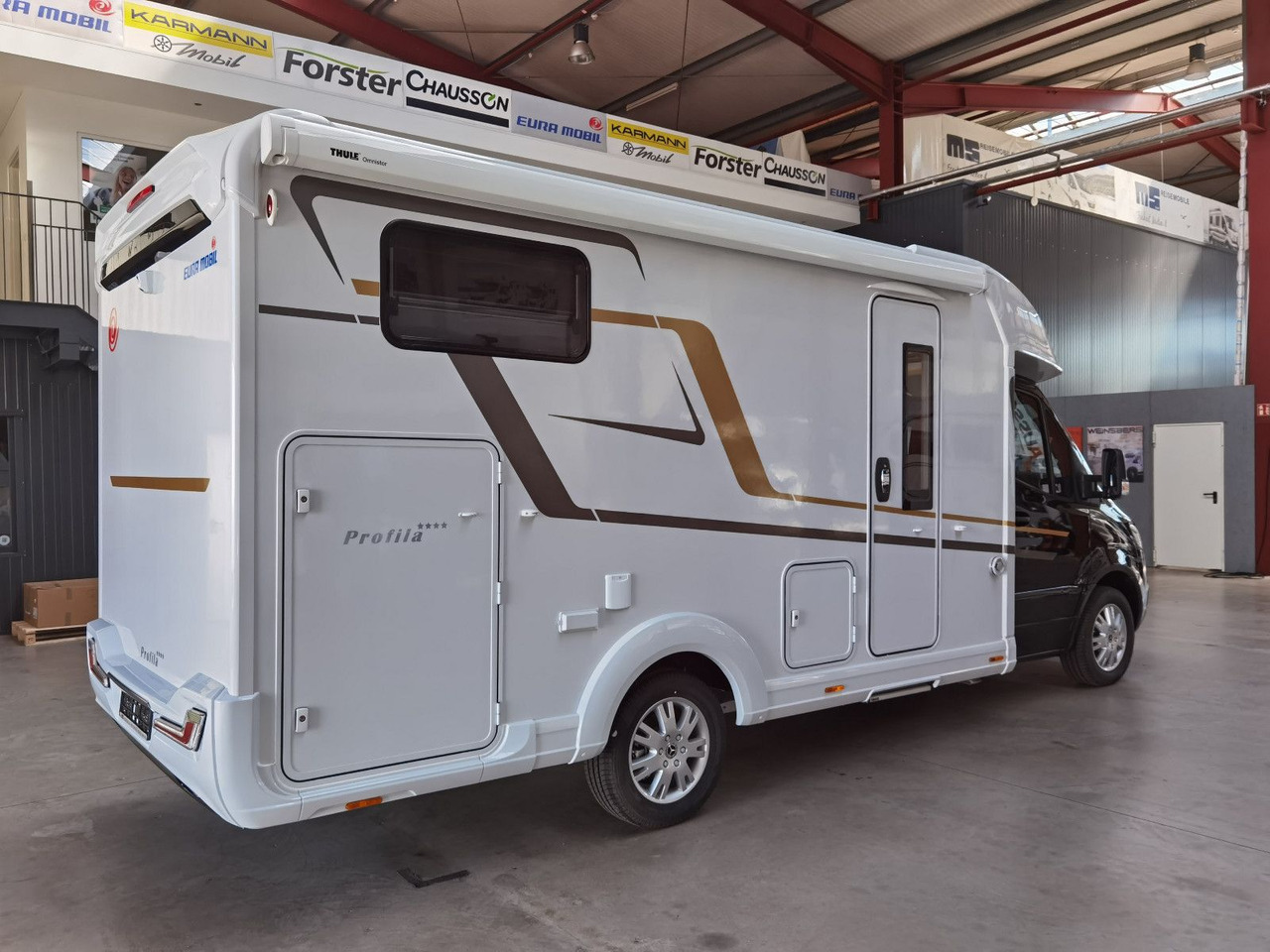 Eura Mobil PROFILA T 696 EB /-2025-/ S-PAKET / EINZELBETTEN - Autocaravana perfilada: foto 4 Eura Mobil PROFILA T 696 EB /-2025-/ S-PAKET / EINZELBETTEN - Autocaravana perfilada: foto 4