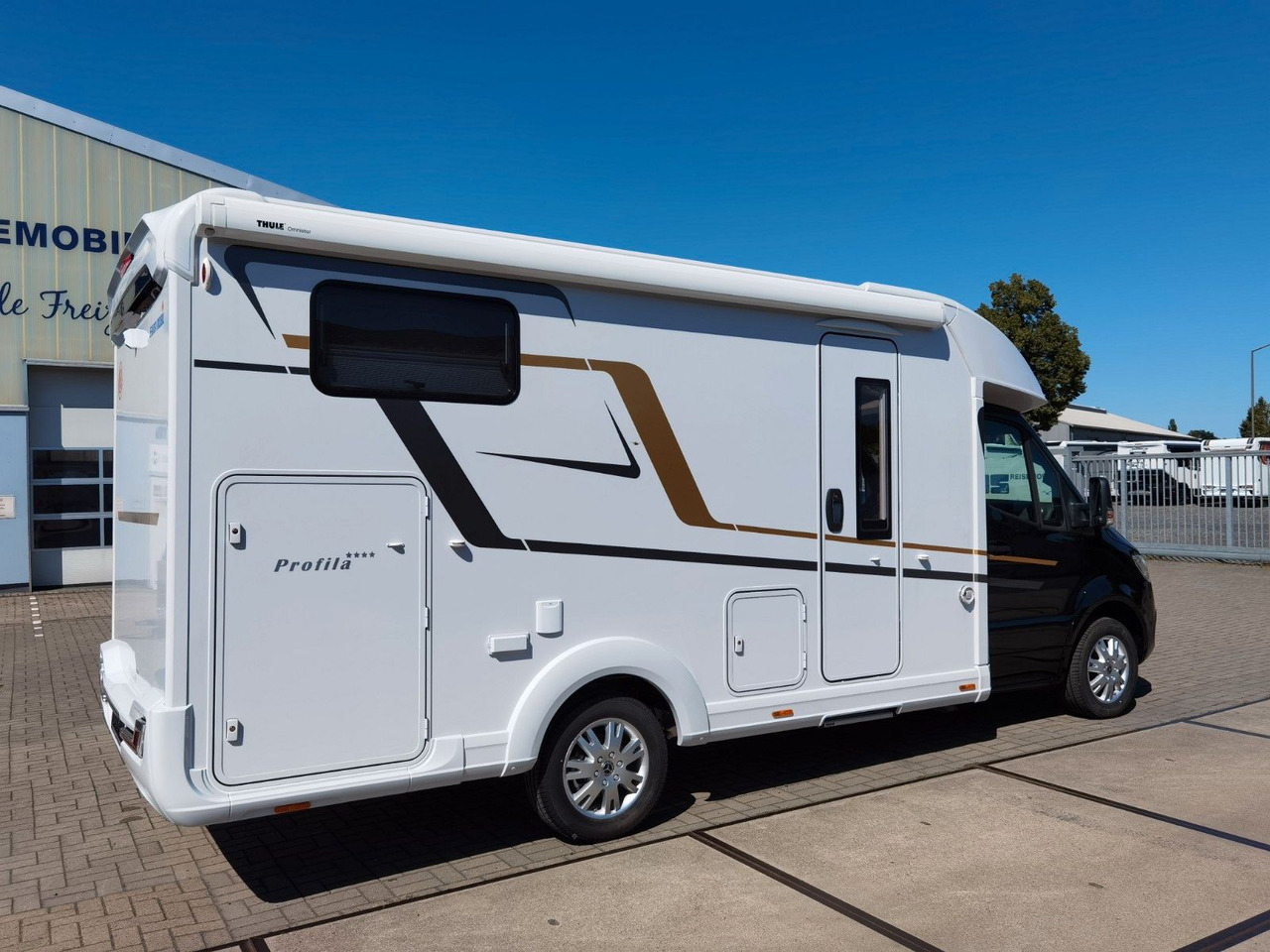 Eura Mobil PROFILA T 696 EB /-2025-/ S-PAKET / EINZELBETTEN - Autocaravana perfilada: foto 4 Eura Mobil PROFILA T 696 EB /-2025-/ S-PAKET / EINZELBETTEN - Autocaravana perfilada: foto 4