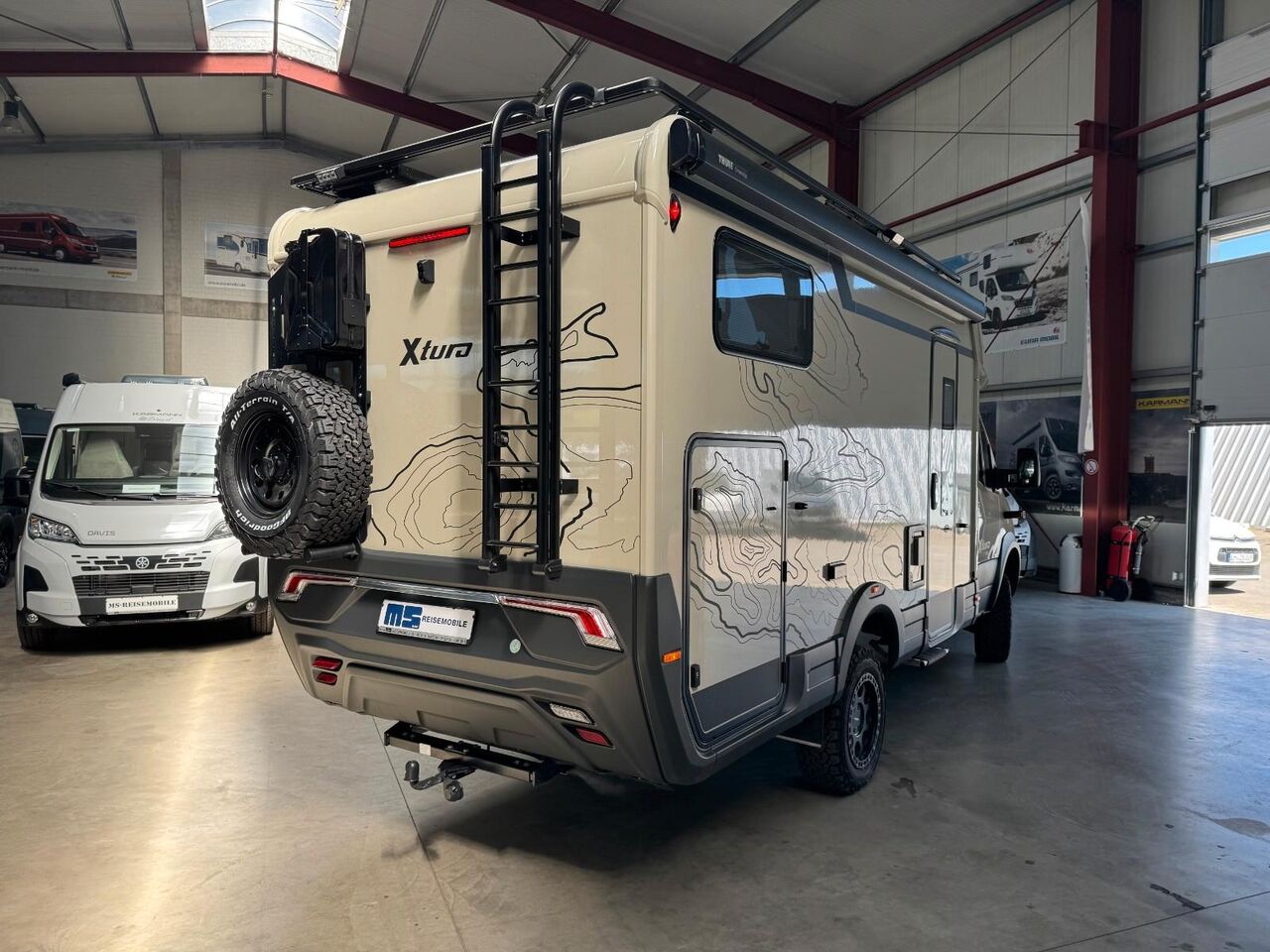 Eura Mobil XTURA 686 EF / -2027-/ 4x4-ALLRAD / EINZELBETTEN - Autocaravana perfilada: foto 5 Eura Mobil XTURA 686 EF / -2027-/ 4x4-ALLRAD / EINZELBETTEN - Autocaravana perfilada: foto 5