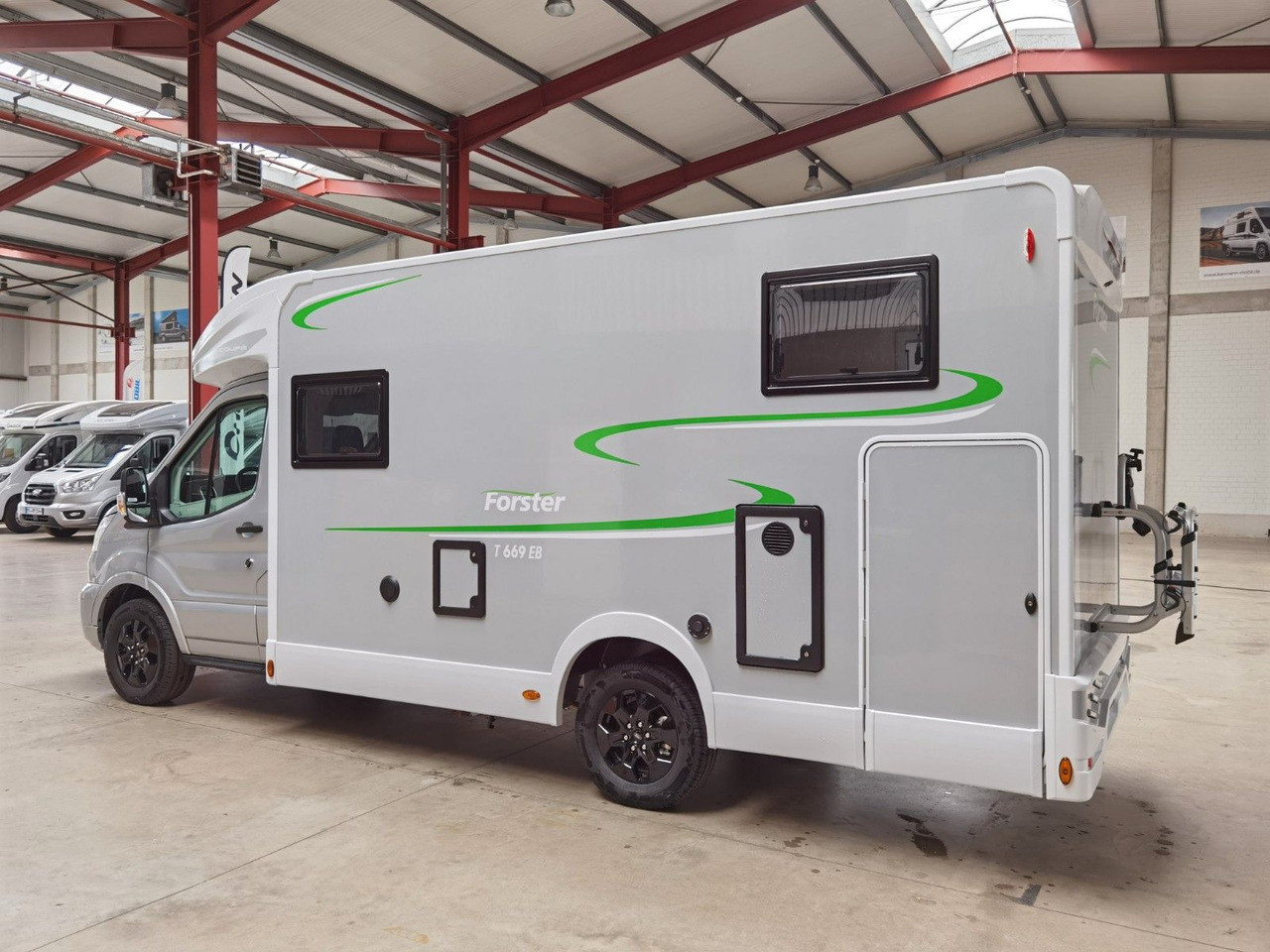 Forster T 669 EBN COUPÈ / 165PS-DSG / SILVER - EDITION - Autocaravana perfilada: foto 5 Forster T 669 EBN COUPÈ / 165PS-DSG / SILVER - EDITION - Autocaravana perfilada: foto 5