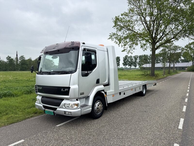 DAF LF 45.180 Tijhof opbouw 2006 4X2 Auto Transporter - Euro 3 - Airco - Lier - APK 12-2026 - Portavehículos camión: foto 1 DAF LF 45.180 Tijhof opbouw 2006 4X2 Auto Transporter - Euro 3 - Airco - Lier - APK 12-2026 - Portavehículos camión: foto 1