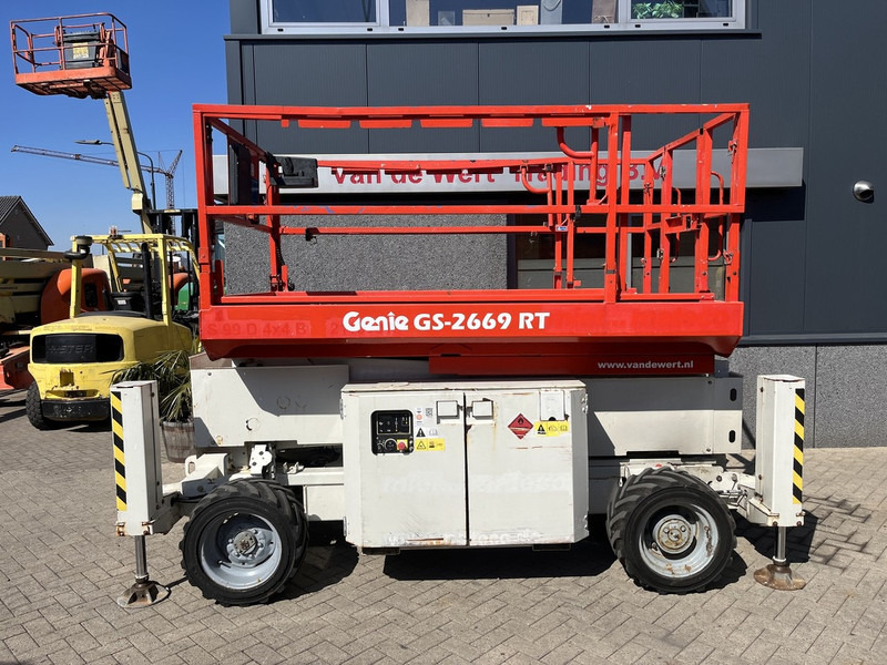 Genie GS 2669 RT  Hoogwerker / arbeitsbuhne - Plataforma de tijeras: foto 4 Genie GS 2669 RT  Hoogwerker / arbeitsbuhne - Plataforma de tijeras: foto 4