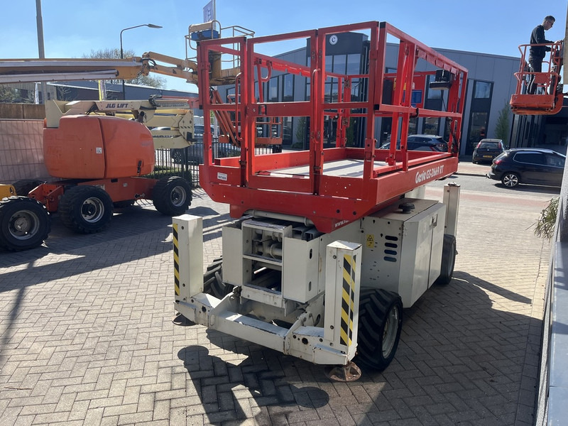 Genie GS 2669 RT  Hoogwerker / arbeitsbuhne - Plataforma de tijeras: foto 5 Genie GS 2669 RT  Hoogwerker / arbeitsbuhne - Plataforma de tijeras: foto 5