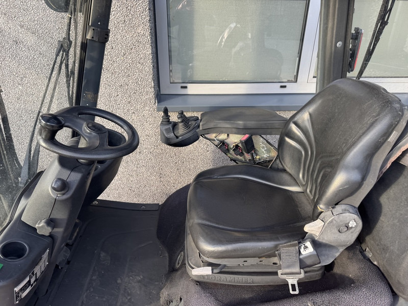 Carretilla elevadora de gas Linde H18T-01 Triplo 500 Freelift / Sideshift LPG 2012: foto 8