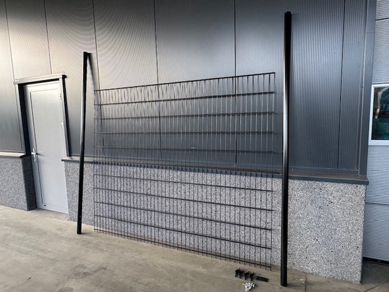 Sierhekwerk, dubbelstaafmat 8/6/8, drankhekken, OP=OP!! sierhekwerk, dubbelstaafmat 8/6/8, drankhekken, OP=OP!! - Maquinaria de construcción: foto 4 Sierhekwerk, dubbelstaafmat 8/6/8, drankhekken, OP=OP!! sierhekwerk, dubbelstaafmat 8/6/8, drankhekken, OP=OP!! - Maquinaria de construcción: foto 4