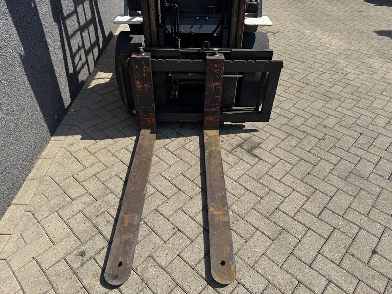 Toyota 62-6FDF30 - Carretilla elevadora diésel: foto 3 Toyota 62-6FDF30 - Carretilla elevadora diésel: foto 3