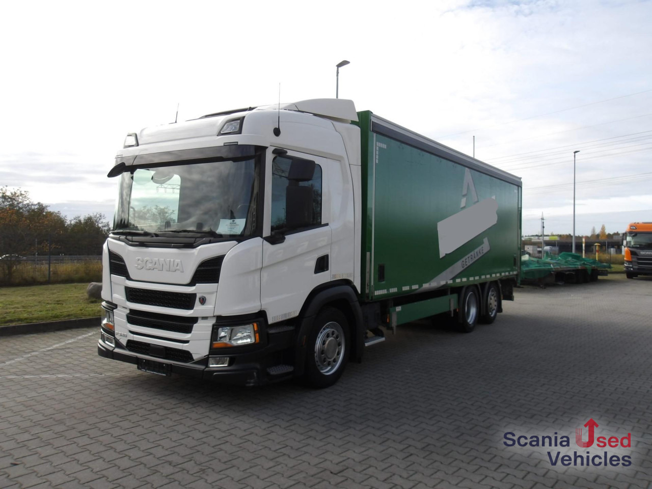 SCANIA P 320 B6x2*4LB / Full Air / Getränkefahrzeug - Transporte de bebidas camión: foto 1 SCANIA P 320 B6x2*4LB / Full Air / Getränkefahrzeug - Transporte de bebidas camión: foto 1