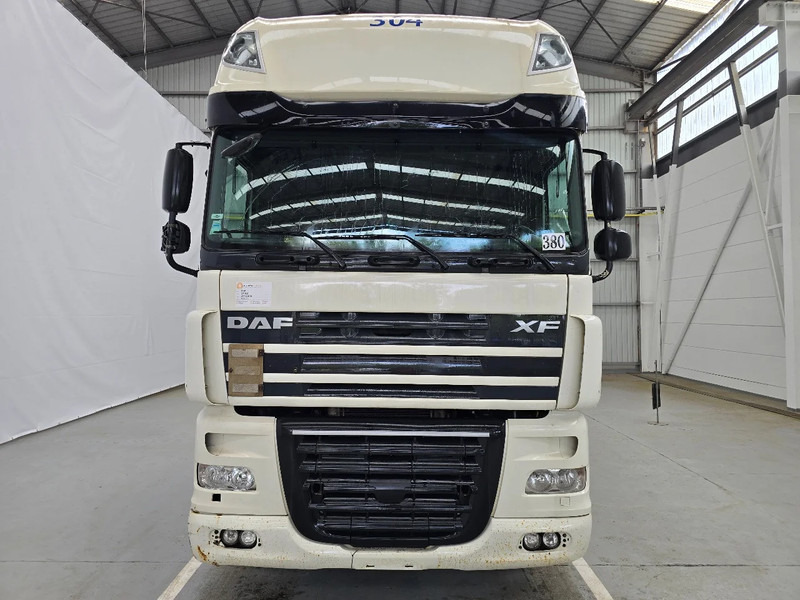 DAF XF 105.410 SUPERSPACECAB EURO 5 /AIRCO - Cabeza tractora: foto 2 DAF XF 105.410 SUPERSPACECAB EURO 5 /AIRCO - Cabeza tractora: foto 2