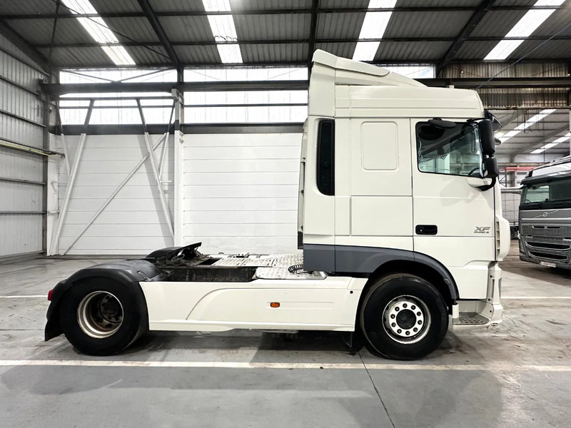 Cabeza tractora DAF XF 460 SPACECAB / STANDAIRCO / ADR: foto 6