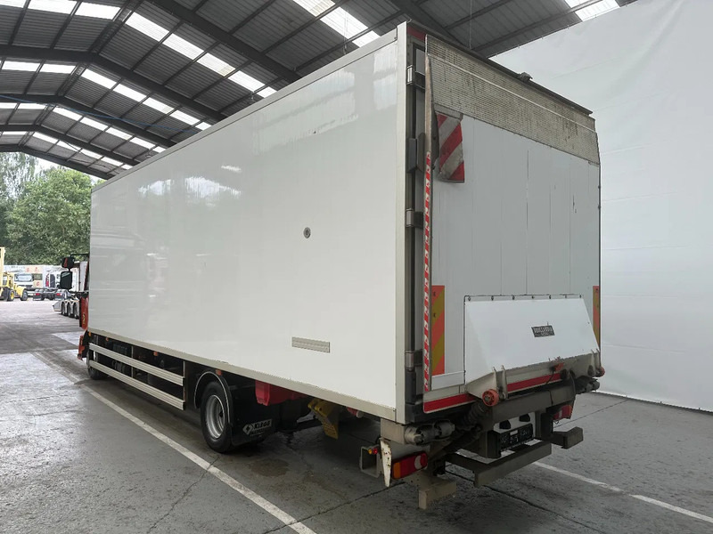 Renault D 12 220 / 264728 km - Frigorífico camión: foto 4 Renault D 12 220 / 264728 km - Frigorífico camión: foto 4