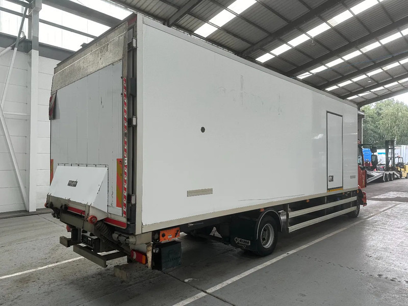 Renault D 12 220 / 264728 km - Frigorífico camión: foto 5 Renault D 12 220 / 264728 km - Frigorífico camión: foto 5