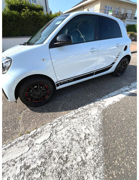 Smart Forfour ONE EQ / 100% ELECTRIC / BRABUS ALLOY WHEELS /EDITION ONE - Coche: foto 3 Smart Forfour ONE EQ / 100% ELECTRIC / BRABUS ALLOY WHEELS /EDITION ONE - Coche: foto 3