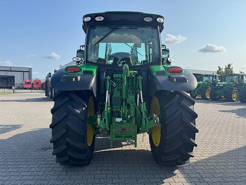 John Deere 6110R AP40 + COMMAND-PRO + VOORLADER 2020 2145 UUR!!! - Tractor: foto 3 John Deere 6110R AP40 + COMMAND-PRO + VOORLADER 2020 2145 UUR!!! - Tractor: foto 3