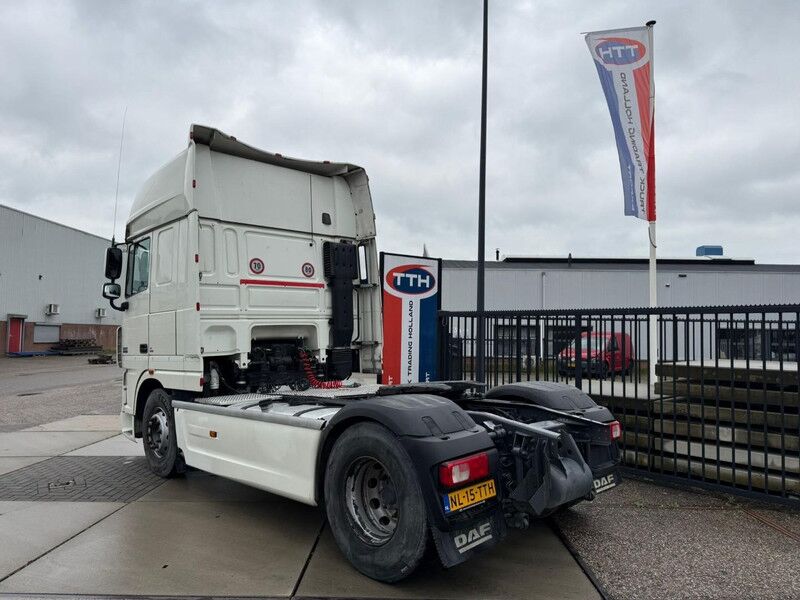 DAF XF105.460 SuperSpaceCab ATE Euro5 EEV Intarder APK/MOT/TÜV 2027 april - Cabeza tractora: foto 4 DAF XF105.460 SuperSpaceCab ATE Euro5 EEV Intarder APK/MOT/TÜV 2027 april - Cabeza tractora: foto 4