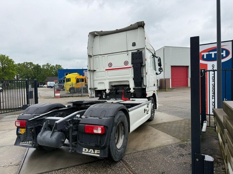DAF XF105.460 SuperSpaceCab ATE Euro5 EEV Intarder APK/MOT/TÜV 2027 april - Cabeza tractora: foto 3 DAF XF105.460 SuperSpaceCab ATE Euro5 EEV Intarder APK/MOT/TÜV 2027 april - Cabeza tractora: foto 3