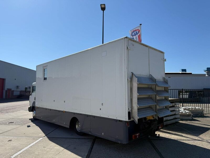 Nissan ECO-T.160 Camper Verkoopwagen Schausteller 91.000 km! - Furgoneta: foto 4 Nissan ECO-T.160 Camper Verkoopwagen Schausteller 91.000 km! - Furgoneta: foto 4