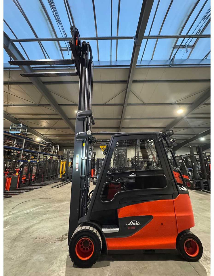 06/2023 SERVICE + UVV 11/2026 LINDE E35HL 3.500KG 3.+4. VALVE 180CM FORK ADJUSTER ELECTRIC FORKLIFT 8.839 HOURS - Carretilla elevadora: foto 5 06/2023 SERVICE + UVV 11/2026 LINDE E35HL 3.500KG 3.+4. VALVE 180CM FORK ADJUSTER ELECTRIC FORKLIFT 8.839 HOURS - Carretilla elevadora: foto 5