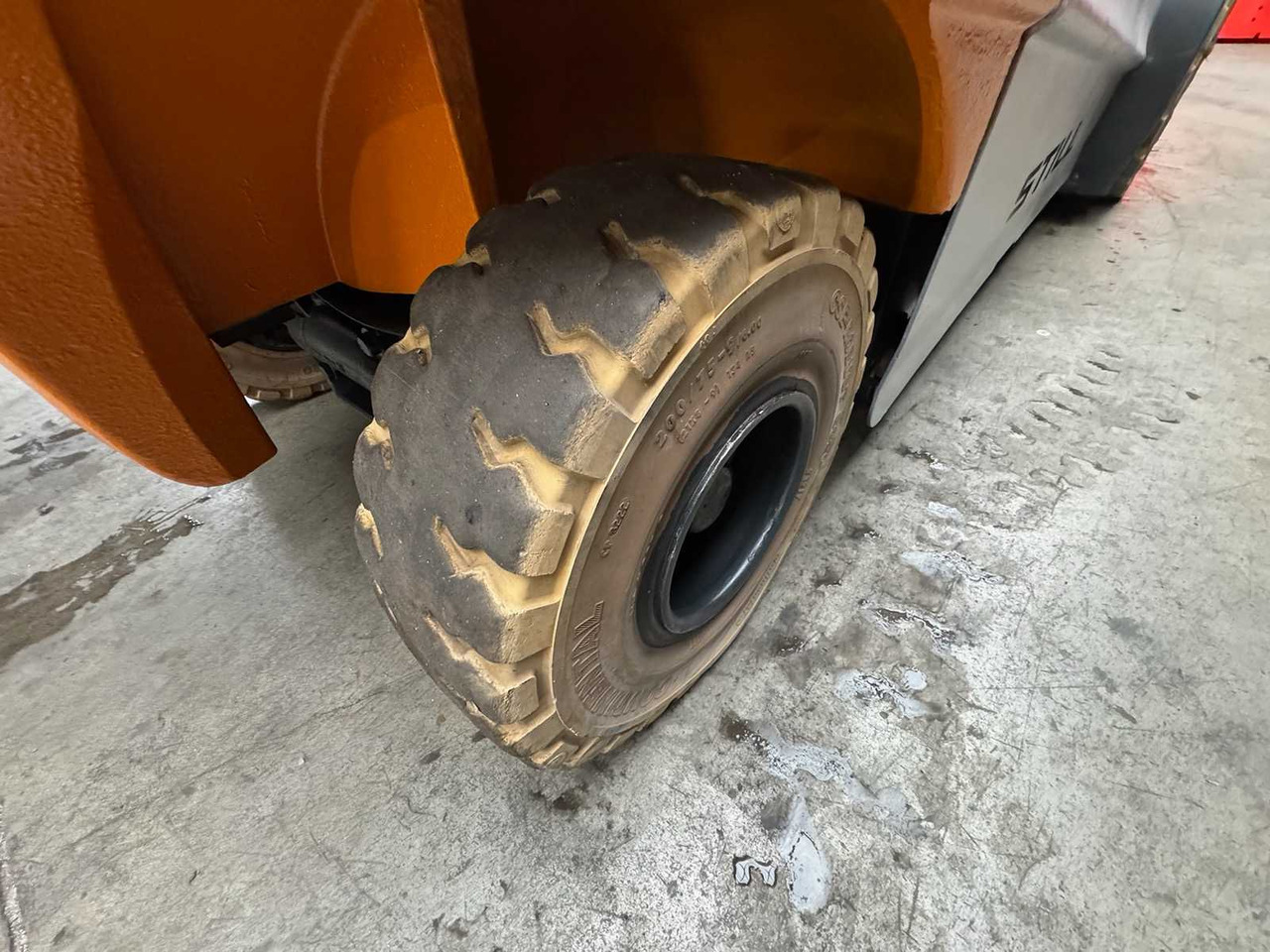 Carretilla elevadora 10/2025 SERVICE + UVV 11/2026 STILL RX60-50 5.000KG TRIPLEX 538CM 3.+4. VALVE ELECTRIC FORKLIFT 23.342 HOURS: foto 15 Carretilla elevadora 10/2025 SERVICE + UVV 11/2026 STILL RX60-50 5.000KG TRIPLEX 538CM 3.+4. VALVE ELECTRIC FORKLIFT 23.342 HOURS: foto 15