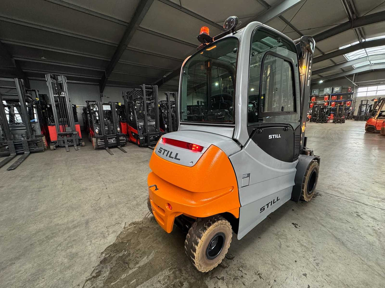 Carretilla elevadora 10/2025 SERVICE + UVV 11/2026 STILL RX60-50 5.000KG TRIPLEX 538CM 3.+4. VALVE ELECTRIC FORKLIFT 23.342 HOURS: foto 6 Carretilla elevadora 10/2025 SERVICE + UVV 11/2026 STILL RX60-50 5.000KG TRIPLEX 538CM 3.+4. VALVE ELECTRIC FORKLIFT 23.342 HOURS: foto 6