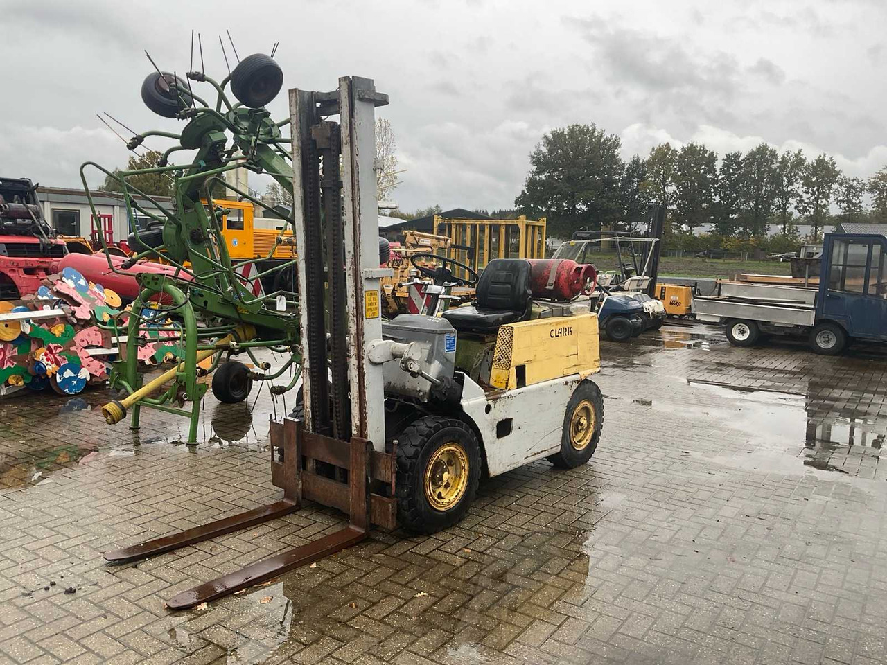 1967 CLARK CY40 FORKLIFT - Carretilla elevadora: foto 1 1967 CLARK CY40 FORKLIFT - Carretilla elevadora: foto 1