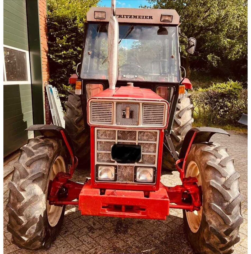 1975 INTERNATIONAL 744 ALLRAD ALL-WHEEL DRIVE FARM TRACTOR - Tractor: foto 4 1975 INTERNATIONAL 744 ALLRAD ALL-WHEEL DRIVE FARM TRACTOR - Tractor: foto 4