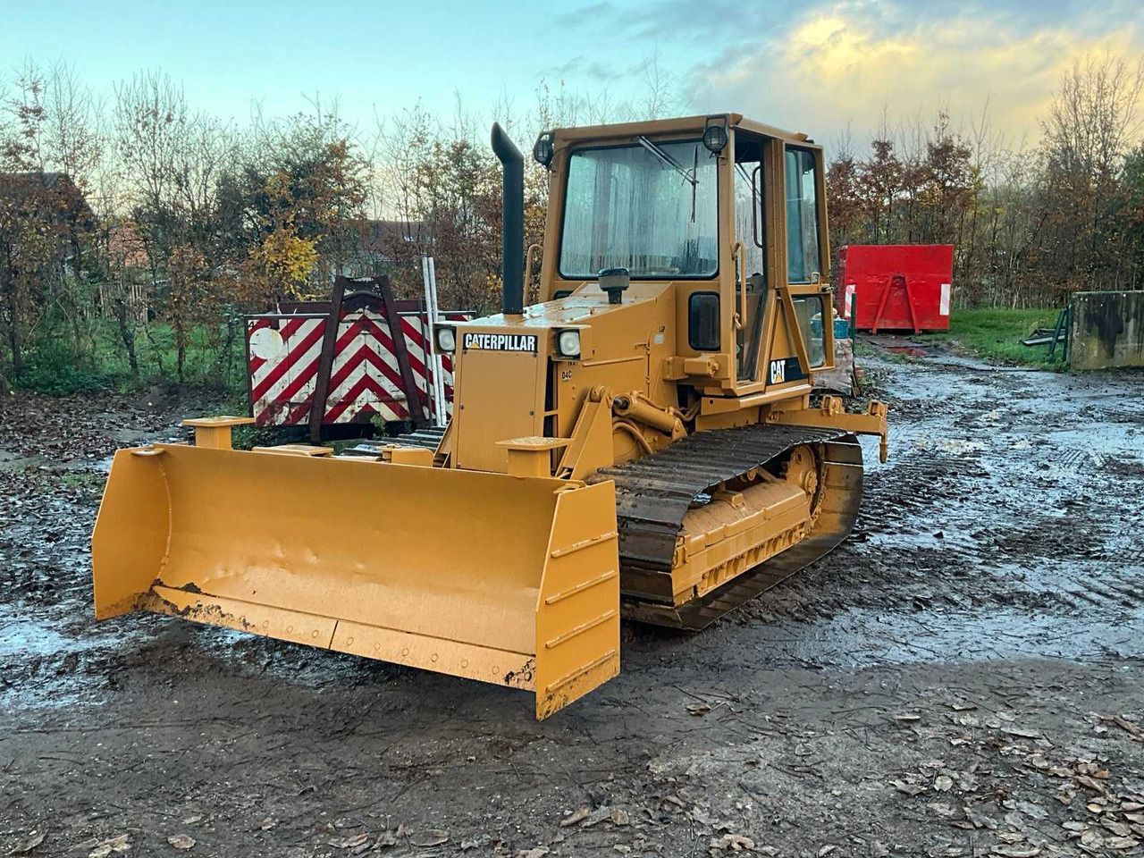 1992 CATERPILLAR D4C SERIES 2 BULLDOZER - Bulldozer: foto 1 1992 CATERPILLAR D4C SERIES 2 BULLDOZER - Bulldozer: foto 1