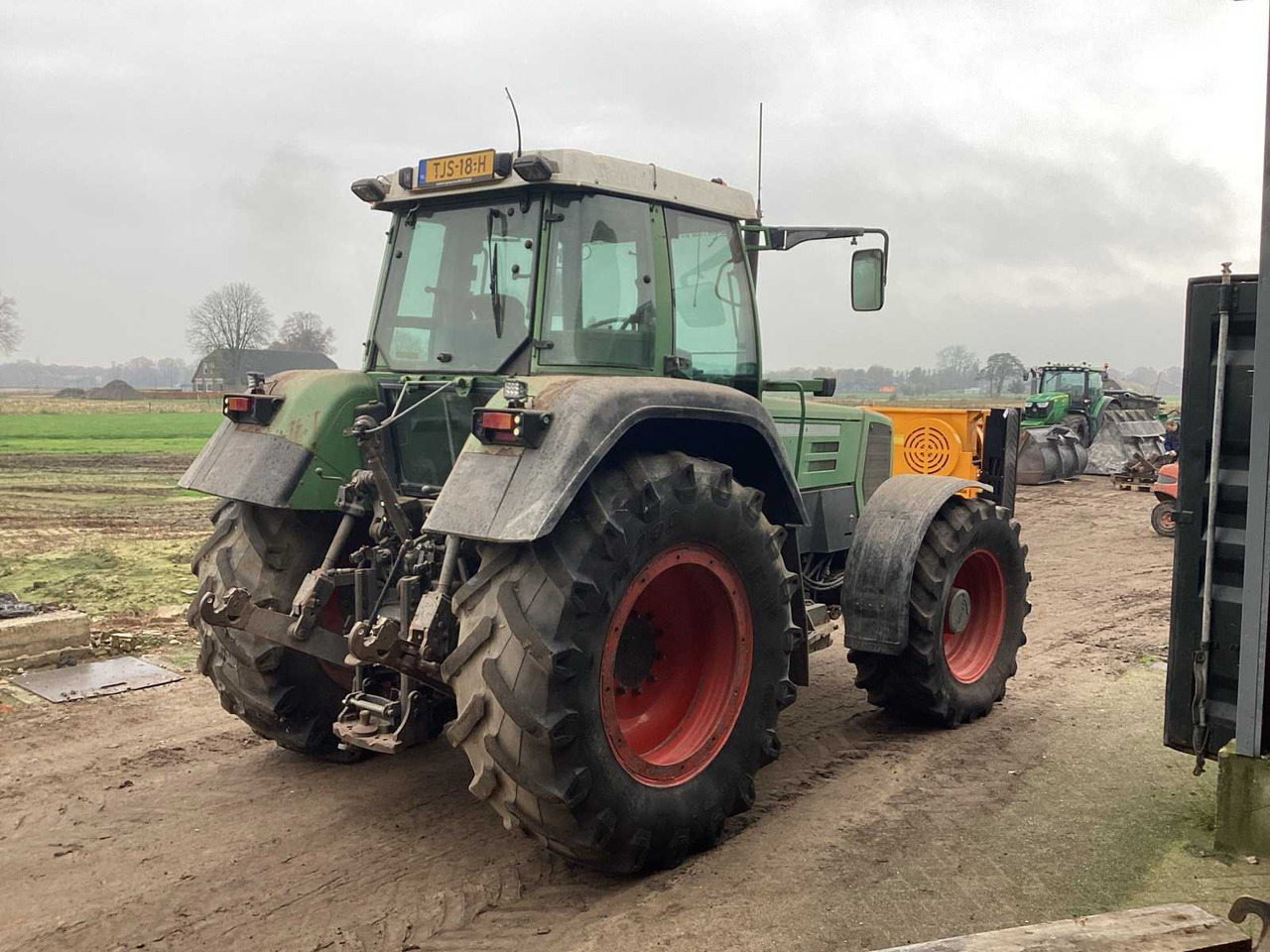 1993 FENDT FAVORITE 816 ALL-WHEEL DRIVE FARM TRACTOR - Tractor: foto 3 1993 FENDT FAVORITE 816 ALL-WHEEL DRIVE FARM TRACTOR - Tractor: foto 3