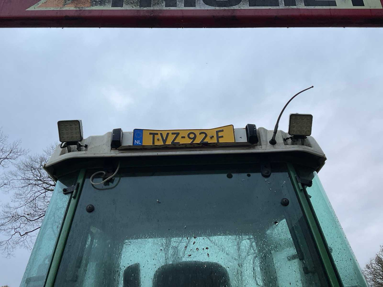 Tractor 1994 FENDT FARMER 312 TURBOMATIK ALL-WHEEL DRIVE FARM TRACTOR: foto 25 Tractor 1994 FENDT FARMER 312 TURBOMATIK ALL-WHEEL DRIVE FARM TRACTOR: foto 25