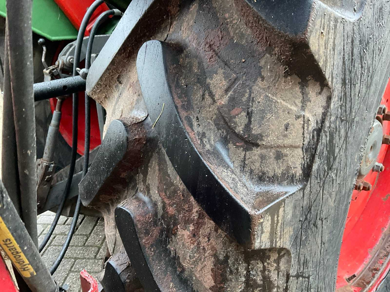 Tractor 1994 FENDT FARMER 312 TURBOMATIK ALL-WHEEL DRIVE FARM TRACTOR: foto 23 Tractor 1994 FENDT FARMER 312 TURBOMATIK ALL-WHEEL DRIVE FARM TRACTOR: foto 23