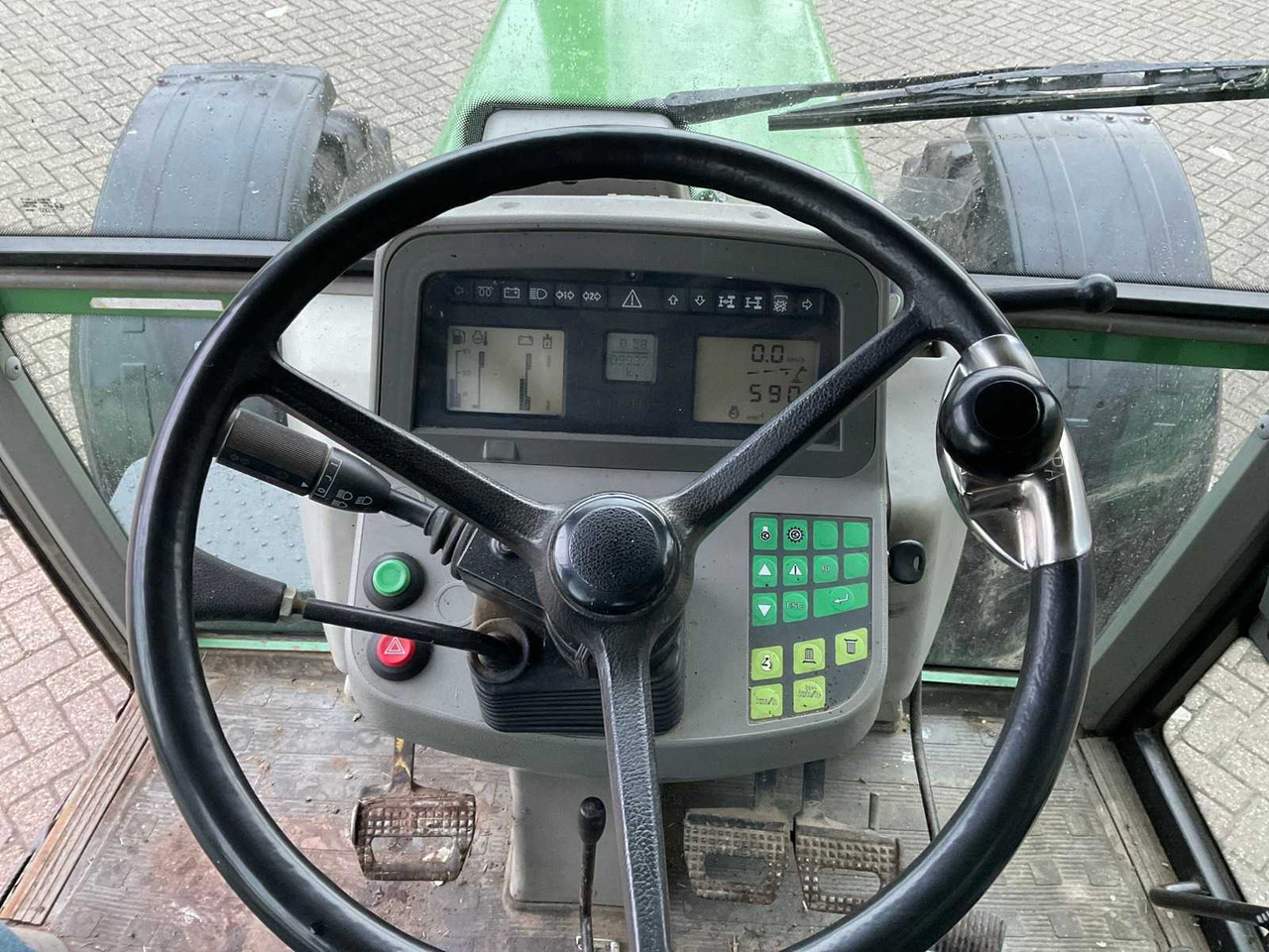 Tractor 1994 FENDT FARMER 312 TURBOMATIK ALL-WHEEL DRIVE FARM TRACTOR: foto 34 Tractor 1994 FENDT FARMER 312 TURBOMATIK ALL-WHEEL DRIVE FARM TRACTOR: foto 34
