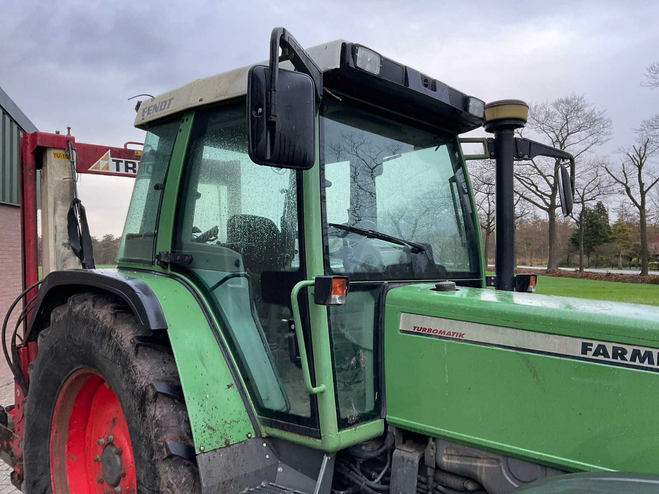 Tractor 1994 FENDT FARMER 312 TURBOMATIK ALL-WHEEL DRIVE FARM TRACTOR: foto 21 Tractor 1994 FENDT FARMER 312 TURBOMATIK ALL-WHEEL DRIVE FARM TRACTOR: foto 21