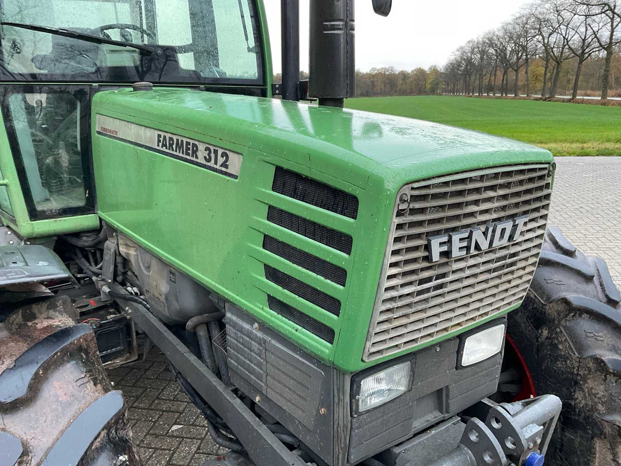 Tractor 1994 FENDT FARMER 312 TURBOMATIK ALL-WHEEL DRIVE FARM TRACTOR: foto 18 Tractor 1994 FENDT FARMER 312 TURBOMATIK ALL-WHEEL DRIVE FARM TRACTOR: foto 18
