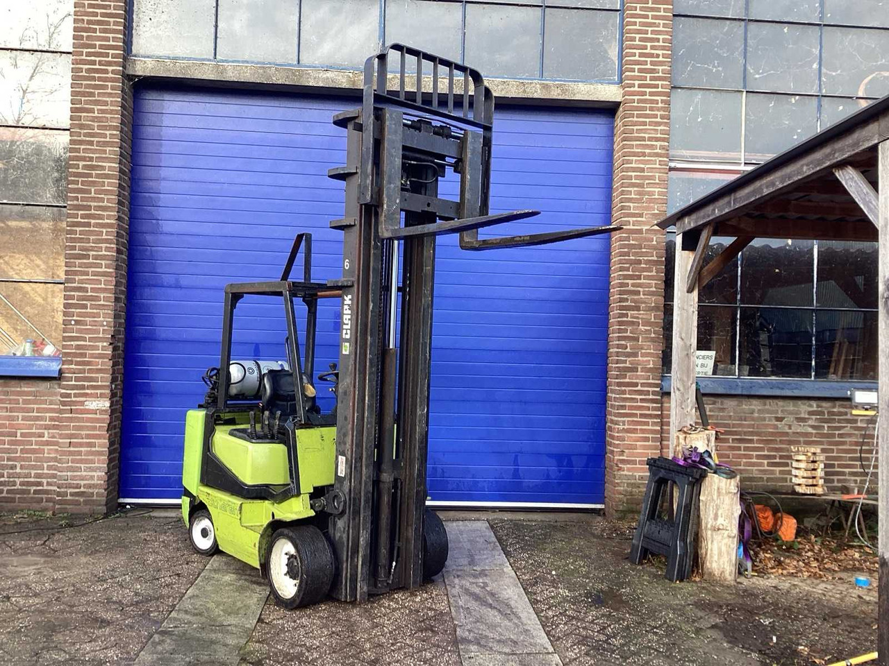 Carretilla elevadora 1999 CLARK CGC30 FORKLIFT 7300 MM: foto 10