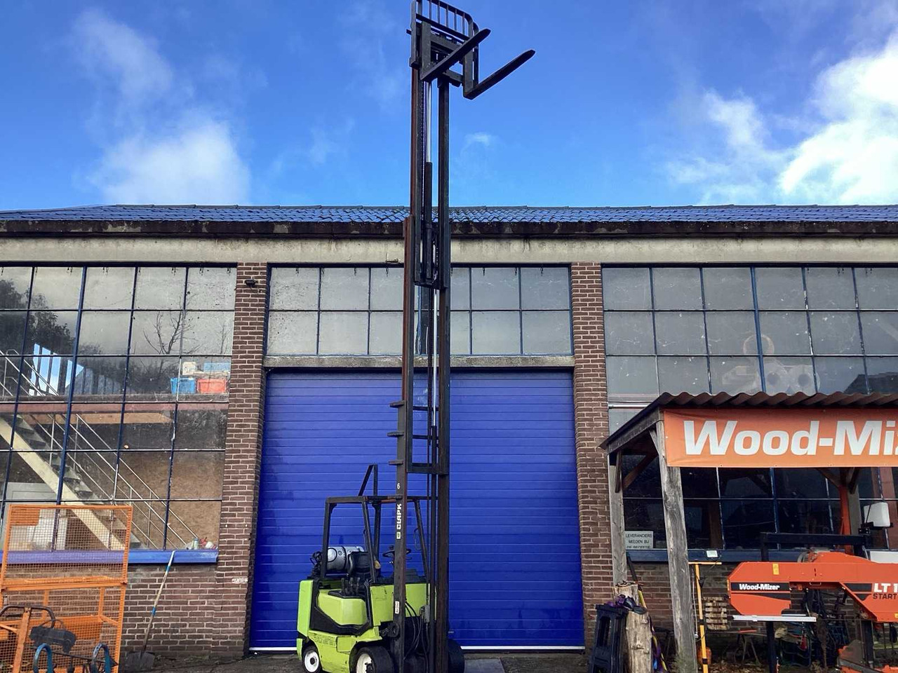 Carretilla elevadora 1999 CLARK CGC30 FORKLIFT 7300 MM: foto 9