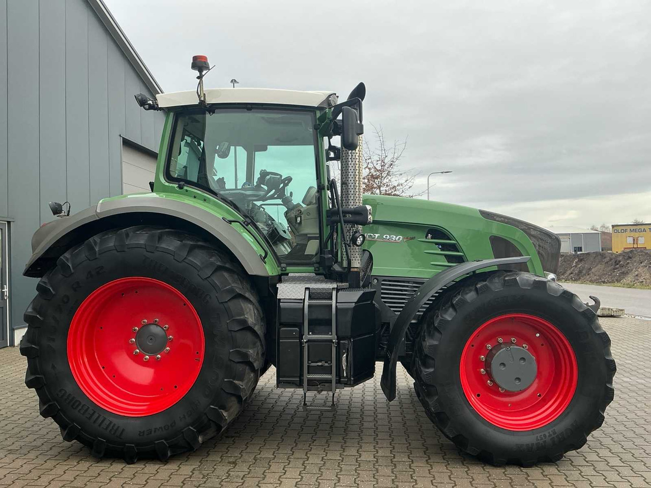 2003 FENDT 930 VARIO ALL-WHEEL DRIVE AGRICULTURAL TRACTOR - Tractor: foto 4 2003 FENDT 930 VARIO ALL-WHEEL DRIVE AGRICULTURAL TRACTOR - Tractor: foto 4