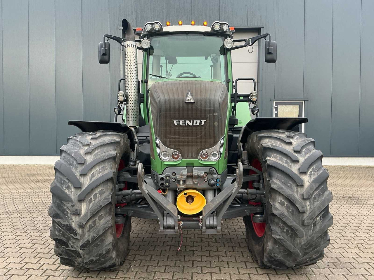 2003 FENDT 930 VARIO ALL-WHEEL DRIVE AGRICULTURAL TRACTOR - Tractor: foto 2 2003 FENDT 930 VARIO ALL-WHEEL DRIVE AGRICULTURAL TRACTOR - Tractor: foto 2