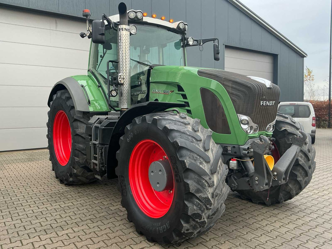 2003 FENDT 930 VARIO ALL-WHEEL DRIVE AGRICULTURAL TRACTOR - Tractor: foto 3 2003 FENDT 930 VARIO ALL-WHEEL DRIVE AGRICULTURAL TRACTOR - Tractor: foto 3