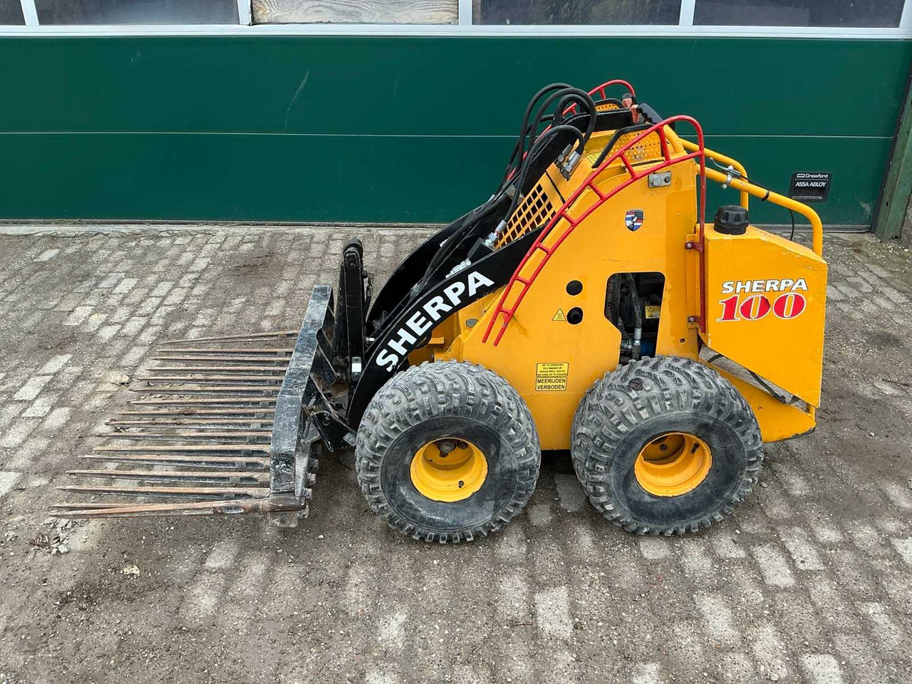 2003 SHERPA 100 SKID STEER LOADER - Minicargadora de cadenas: foto 3 2003 SHERPA 100 SKID STEER LOADER - Minicargadora de cadenas: foto 3