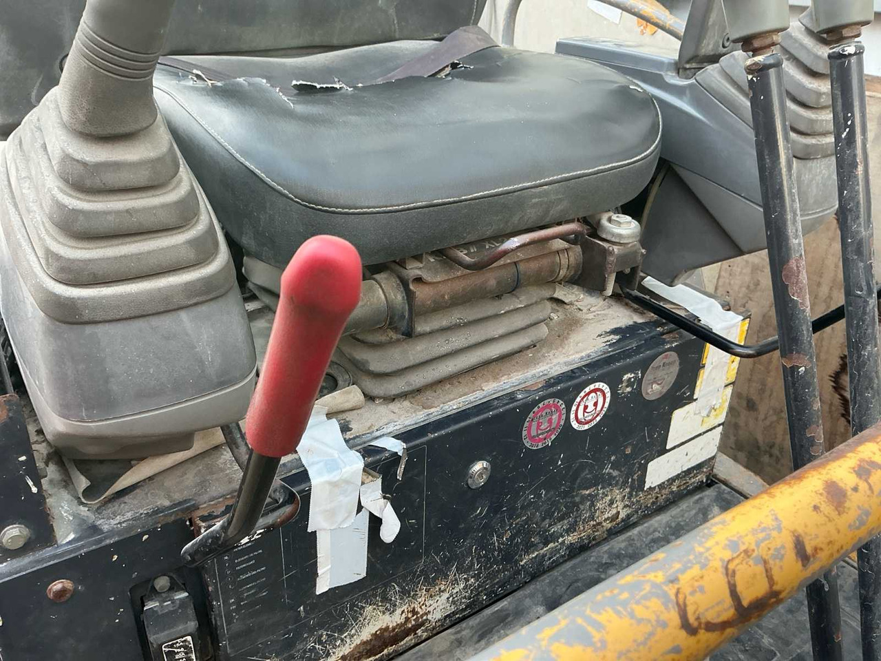 Excavadora 2006 HITACHI ZX18 CRAWLER EXCAVATOR: foto 33