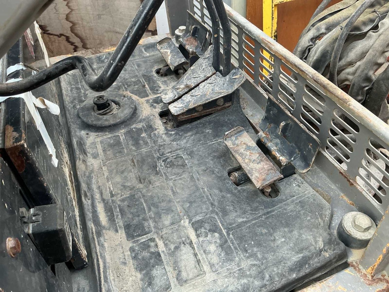 Excavadora 2006 HITACHI ZX18 CRAWLER EXCAVATOR: foto 29