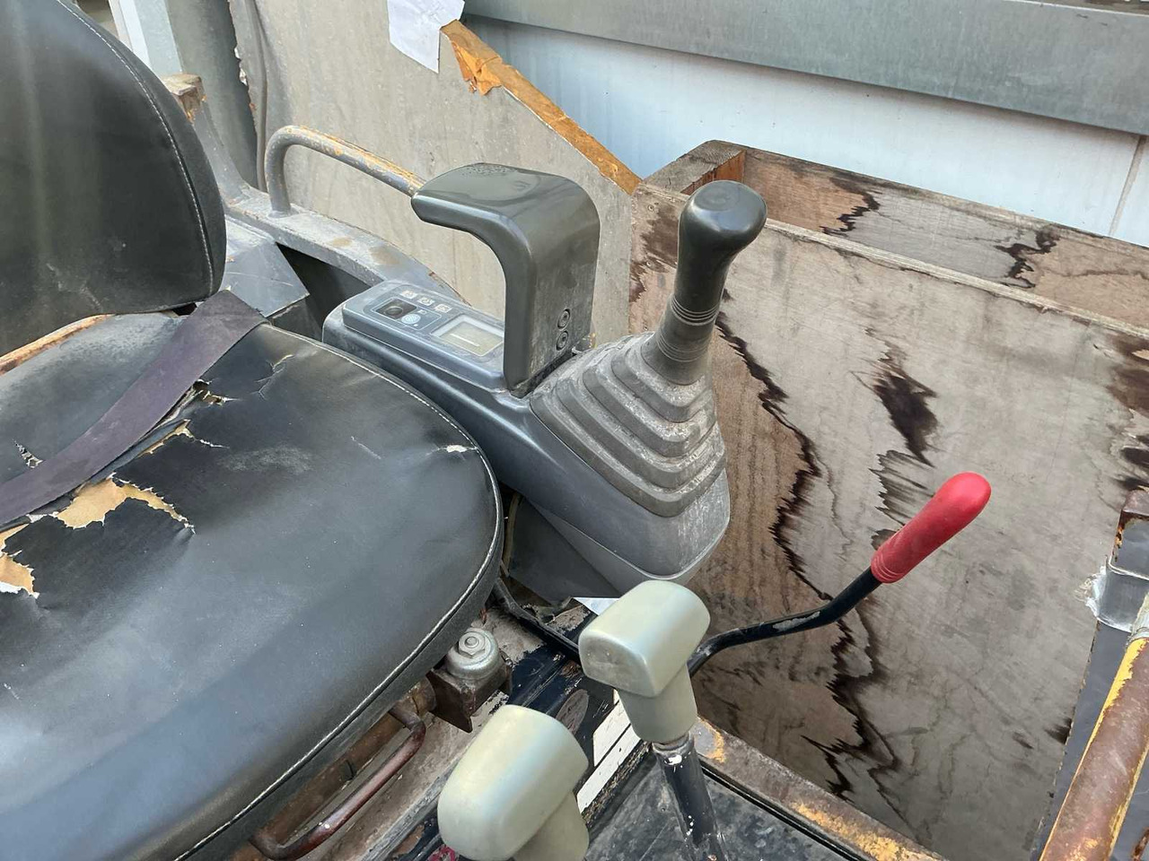 Excavadora 2006 HITACHI ZX18 CRAWLER EXCAVATOR: foto 31