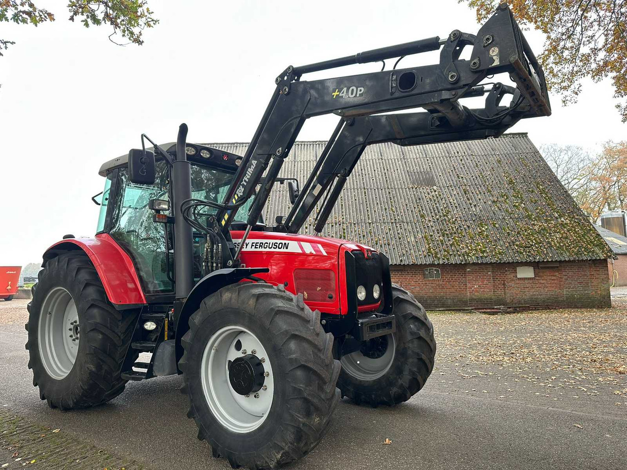 2006 MASSEY FERGUSON 6480 DYNA 6 FOUR WHEEL DRIVE FARM TRACTOR - Tractor: foto 2 2006 MASSEY FERGUSON 6480 DYNA 6 FOUR WHEEL DRIVE FARM TRACTOR - Tractor: foto 2