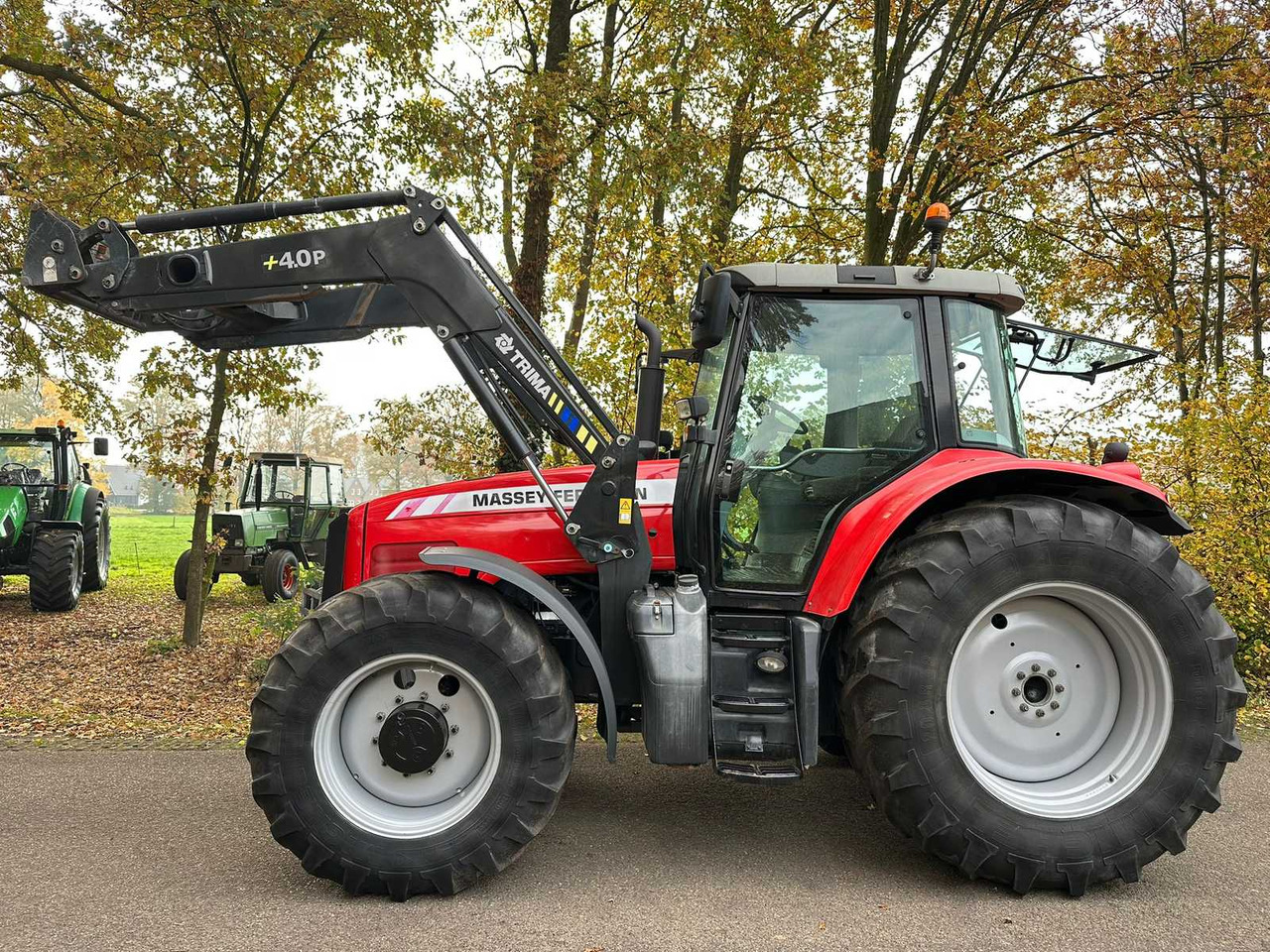 2006 MASSEY FERGUSON 6480 DYNA 6 FOUR WHEEL DRIVE FARM TRACTOR - Tractor: foto 3 2006 MASSEY FERGUSON 6480 DYNA 6 FOUR WHEEL DRIVE FARM TRACTOR - Tractor: foto 3