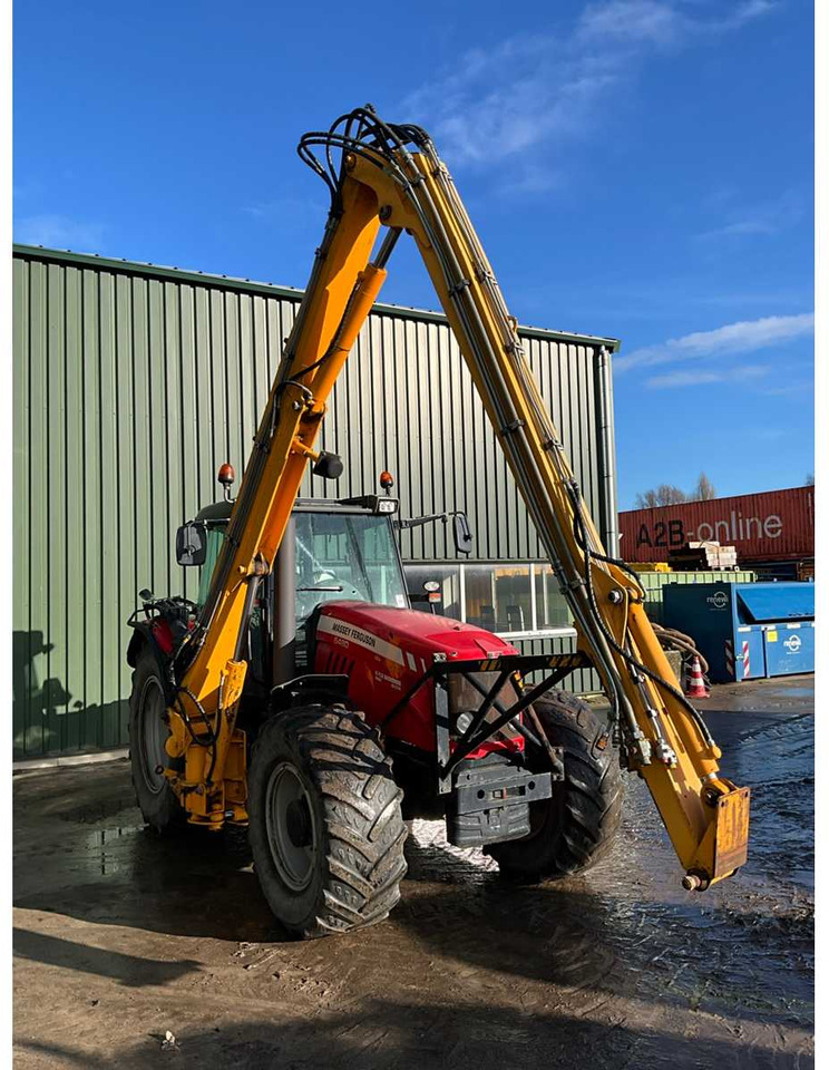 2007 MASSEY FERGUSON 6480 FOUR WHEEL DRIVE FARM TRACTOR - Tractor: foto 3 2007 MASSEY FERGUSON 6480 FOUR WHEEL DRIVE FARM TRACTOR - Tractor: foto 3