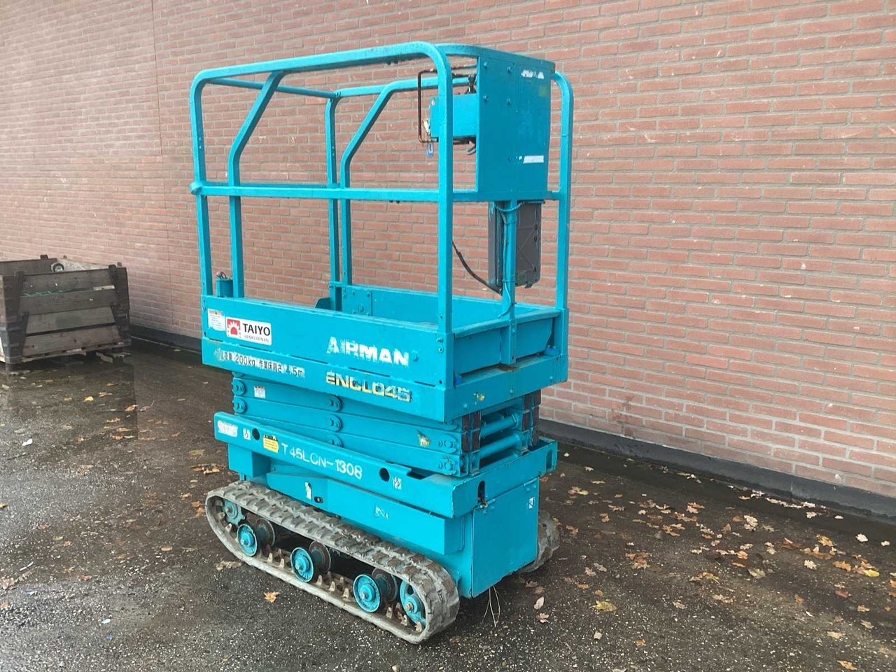 2009 AIRMAN ENCL 045 CRAWLER BOOM LIFT - Plataforma elevadora: foto 4 2009 AIRMAN ENCL 045 CRAWLER BOOM LIFT - Plataforma elevadora: foto 4